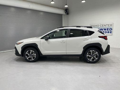 Crystal White Pearl 2026 Subaru Crosstrek Premium