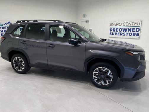 Magnetite Gray Metallic 2026 Subaru Forester Base