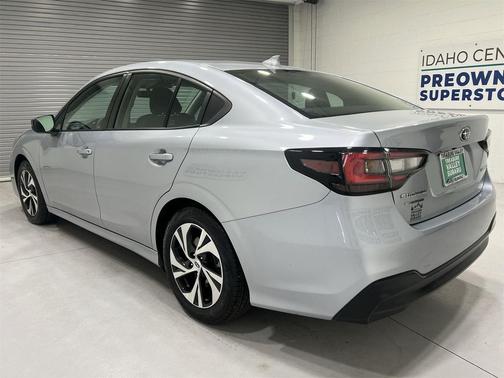 2023 Subaru Legacy Base