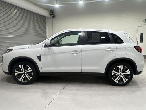 2024 Mitsubishi Outlander Sport SE