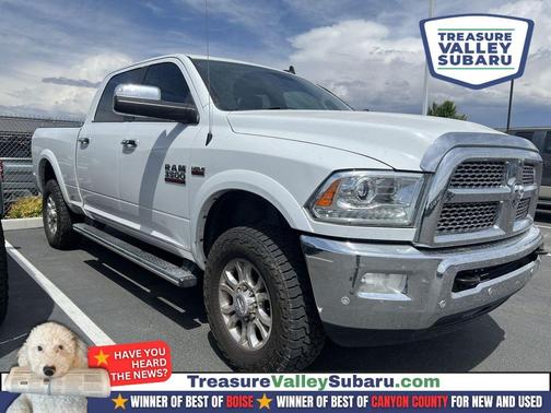 Bright White Clearcoat 2018 RAM 3500 Laramie Crew Cab 4x4 6'4' Box