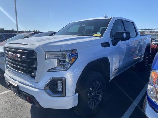 Summit White 2021 GMC Sierra 1500 AT4