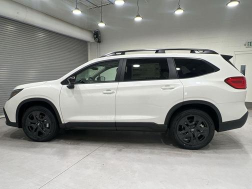 Crystal White Pearl 2025 Subaru Ascent Onyx Edition Touring 7-Passenger