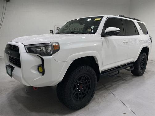 Super White 2019 Toyota 4Runner SR5 Premium