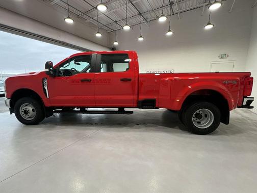 2025 Ford F-350 XLT