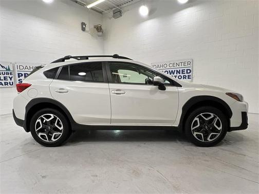 Crystal White Pearl 2019 Subaru Crosstrek 2.0i Limited