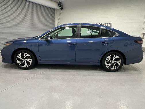 2022 Subaru Legacy Premium