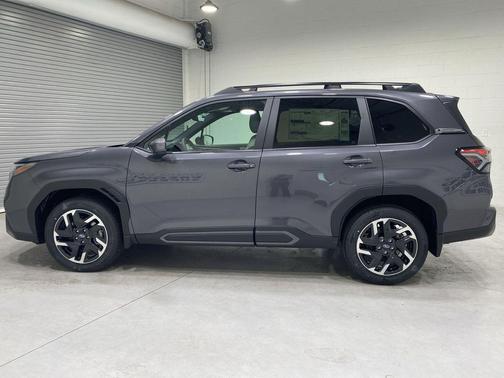 Magnetite Gray Metallic 2026 Subaru Forester Limited