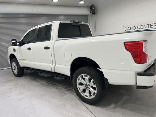 Glacier White 2023 Nissan Titan XD SV