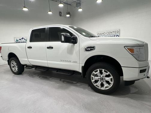 Glacier White 2023 Nissan Titan XD SV