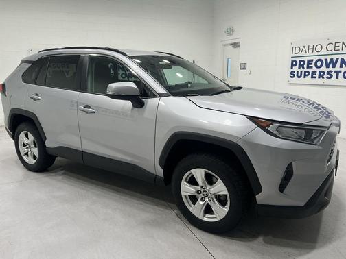 Silver Sky Metallic 2021 Toyota RAV4 XLE