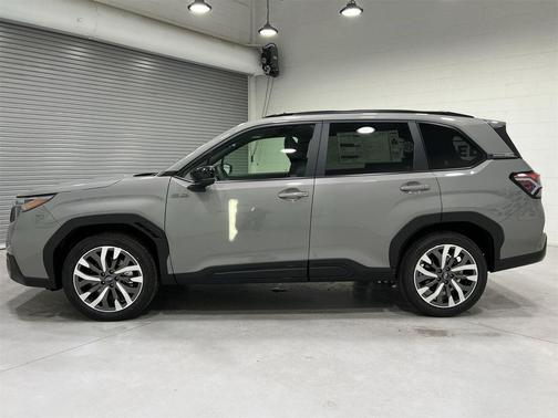 2025 Subaru Forester Hybrid Touring