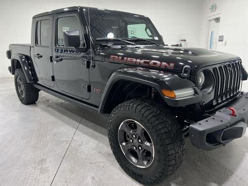 Black Clearcoat 2022 Jeep Gladiator Rubicon