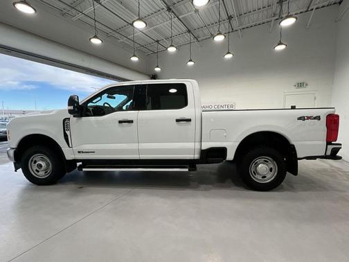 2023 Ford F-250 XLT