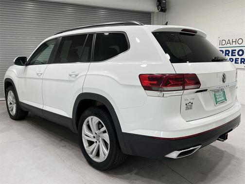 2022 Volkswagen Atlas 3.6L SE w/Technology