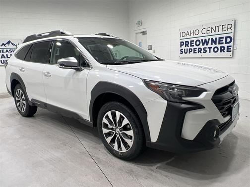 2025 Subaru Outback Touring XT