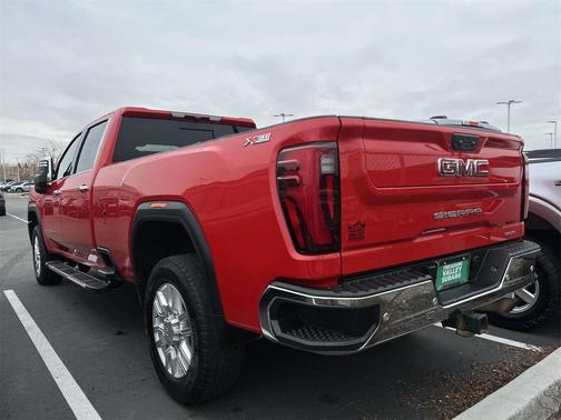 2024 GMC Sierra 3500 SLT