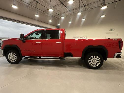 2024 GMC Sierra 3500 SLT