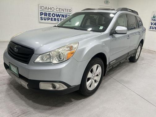 Ice Silver Metallic 2012 Subaru Outback 3.6R Limited