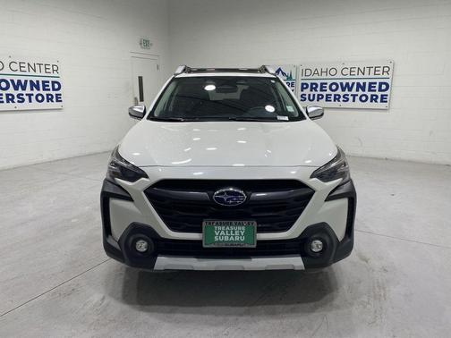 Crystal White Pearl 2024 Subaru Outback Touring XT