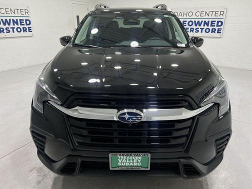 Crystal Black Silica 2026 Subaru Ascent Limited 7-Passenger