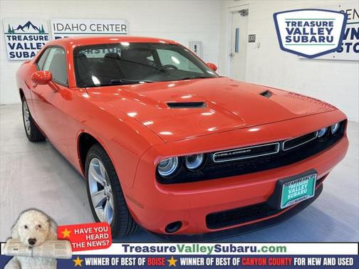 2022 Dodge Challenger SXT