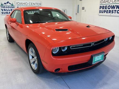 2022 Dodge Challenger SXT
