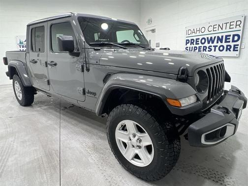 2022 Jeep Gladiator Sport S