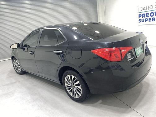 Black Sand Pearl 2019 Toyota Corolla XLE