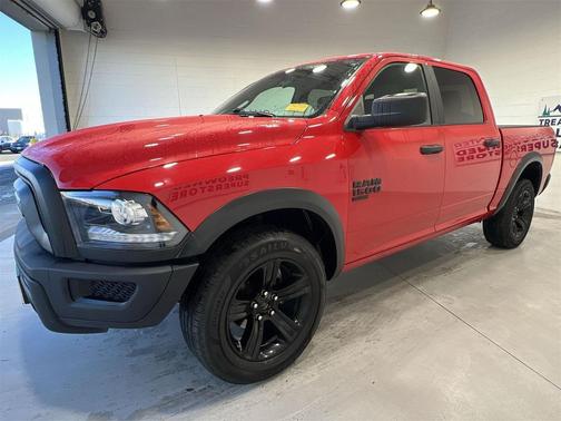 2024 RAM 1500 Classic Warlock Crew Cab 4x4 5'7' Box