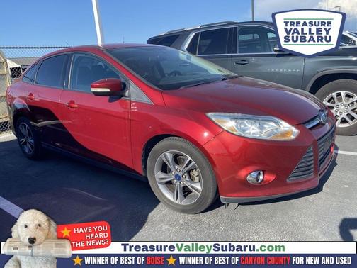 RUBY RED TINTED CLEARCOAT 2014 Ford Focus SE