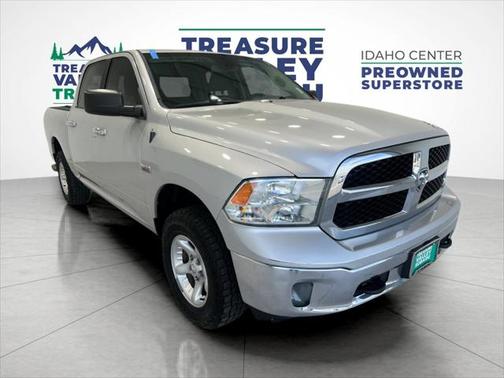 2016 RAM 1500 SLT