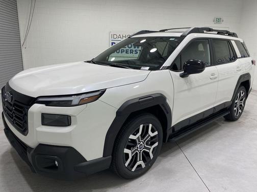 Crystal White Pearl 2026 Subaru Outback Touring XT