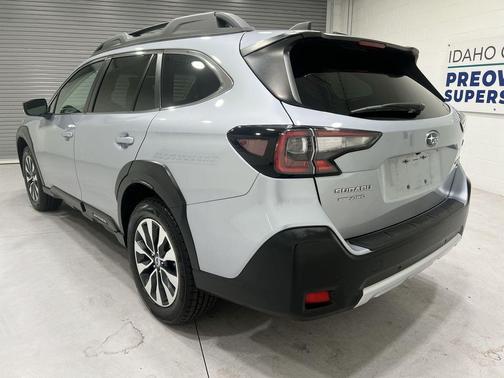 Ice Silver Metallic 2024 Subaru Outback Limited XT