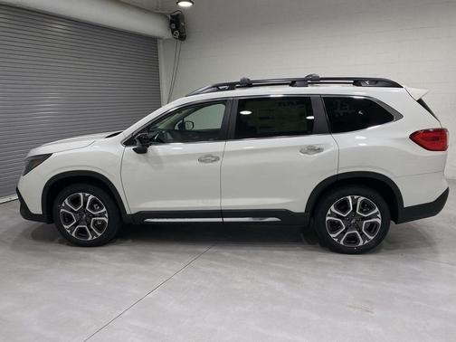Crystal White Pearl 2026 Subaru Ascent Touring 7-Passenger