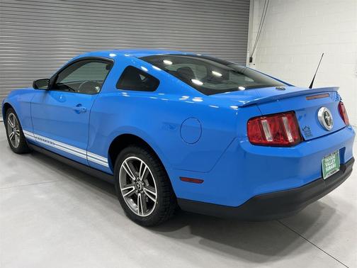 2010 Ford Mustang Base