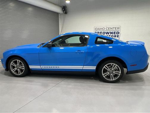 2010 Ford Mustang Base