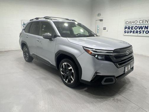 Ice Silver Metallic 2025 Subaru Forester Limited