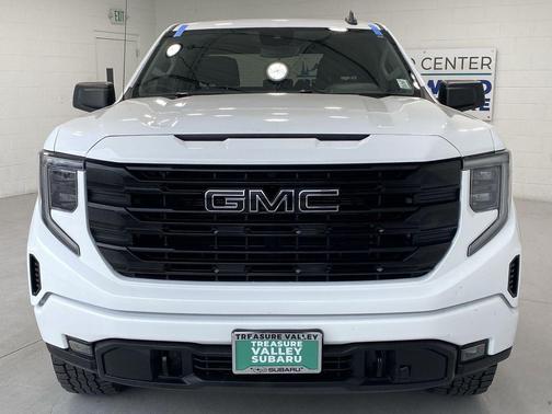 Summit White 2023 GMC Sierra 1500 Elevation
