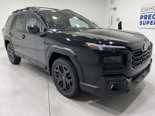 Crystal Black Silica 2026 Subaru Outback Limited XT