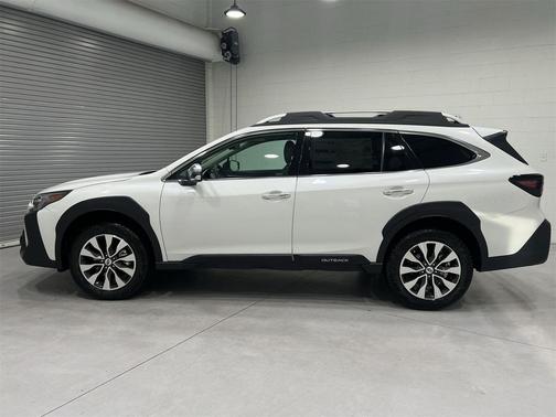 2025 Subaru Outback Touring