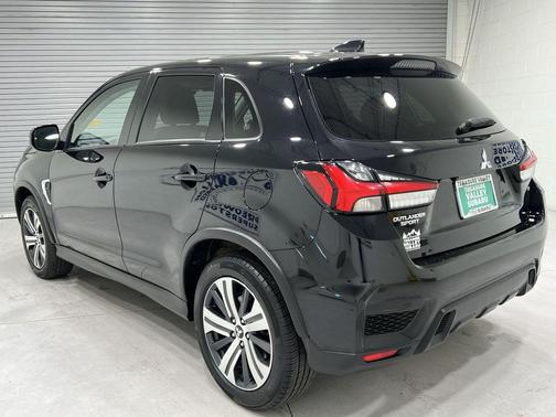 2024 Mitsubishi Outlander Sport SE