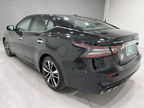 2023 Nissan Maxima SV Xtronic CVT