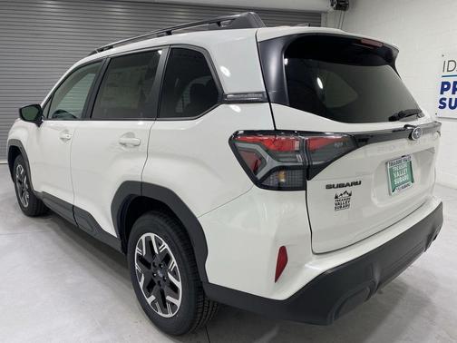 Crystal White Pearl 2026 Subaru Forester Premium