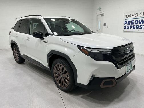 Crystal White Pearl 2026 Subaru Forester Hybrid Sport