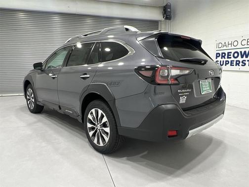 2025 Subaru Outback Touring XT