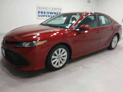 2019 Toyota Camry XLE