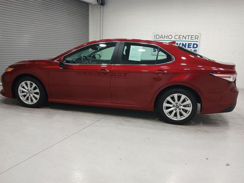 2019 Toyota Camry XLE