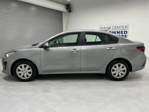 2022 Kia Rio S