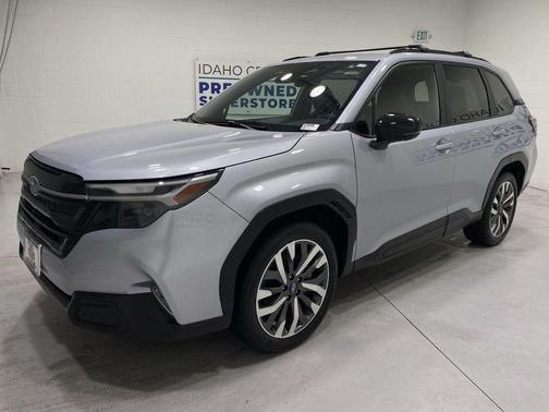Ice Silver Metallic 2025 Subaru Forester Touring